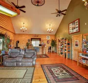 Wolf Den Log Cabin Motel and RV Park hotel detail image 4
