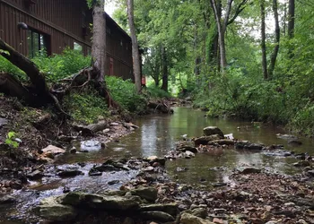 Sugar Creek Retreat hotel thumbnail 4