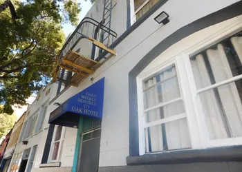 Oak Hotel hotel thumbnail 3