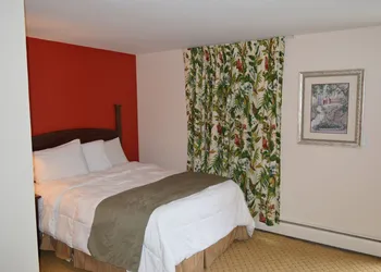 Monnie Lynn Motel hotel thumbnail 5