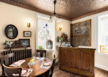 The Stagecoach Inn Bed & Breakfast and Five20 Social Stop hotel thumbnail 4