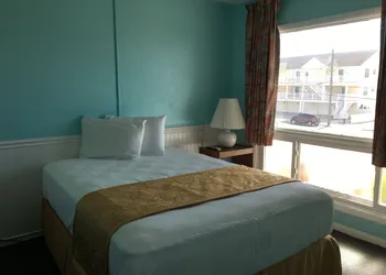 Harbor Mist Family Motel hotel thumbnail 6