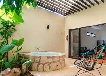In the Heart of Tulum Town hotel thumbnail 3