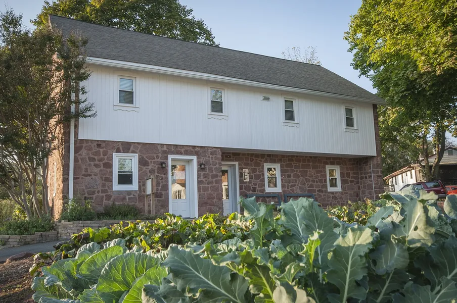 Frush Farm Bed & Breakfast hotel detail image 2