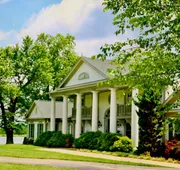 The B & B at Queenslake hotel detail image 3