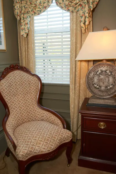 Bellevue Manor hotel detail image 6