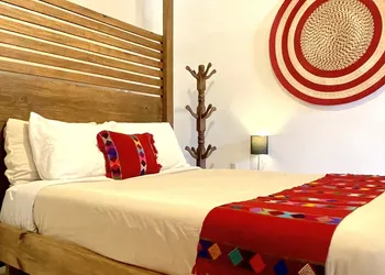 Casa Azabache hotel thumbnail 7