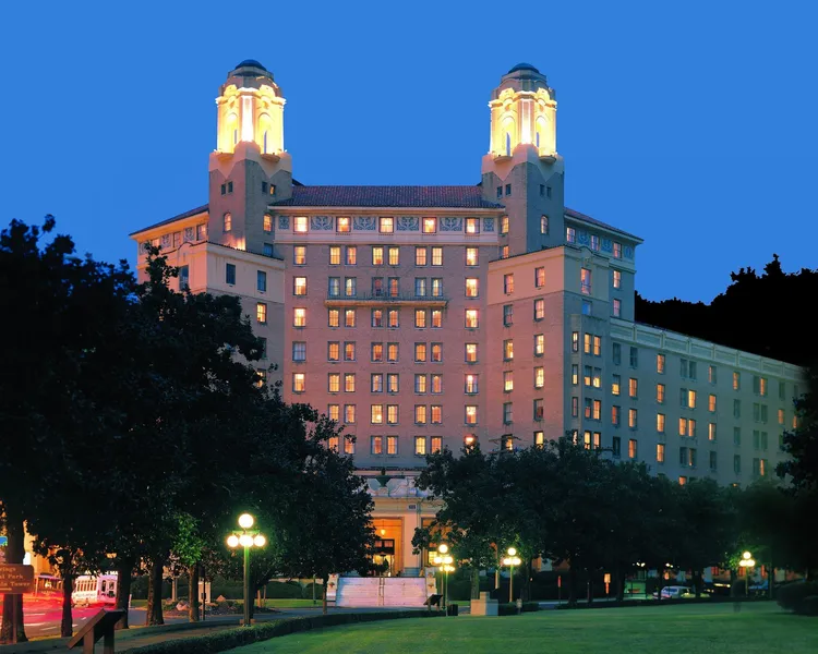Arlington Resort Hotel and Spa hotel detail image 2
