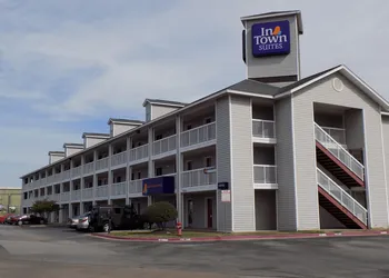 InTown Suites Extended Stay Austin TX - North Lamar Blvd hotel thumbnail 2