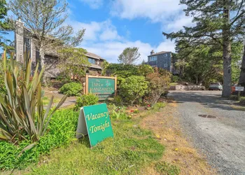 The Inn at Manzanita hotel thumbnail 3