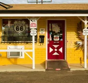 Brad's Desert Inn hotel detail image 7