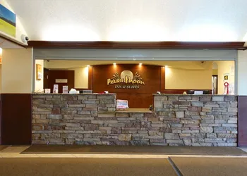 Prairie Moon Inn & Suites Unity hotel thumbnail 4