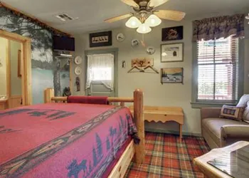 Ghost City Inn hotel thumbnail 5