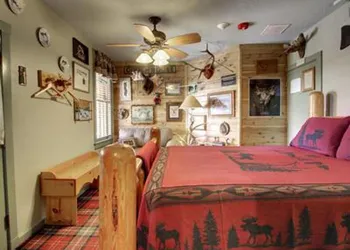 Ghost City Inn hotel thumbnail 7