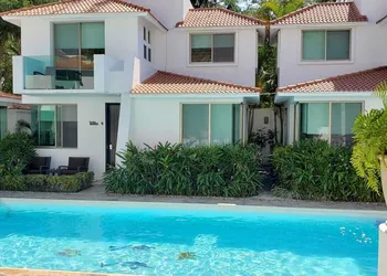 Hotel Villas Maria Isabel hotel thumbnail 5