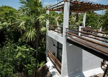 Residencia Gorila hotel thumbnail 4