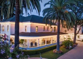 The River Belle Inn hotel thumbnail 2