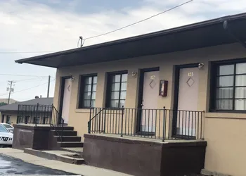 Cody Motel hotel thumbnail 5