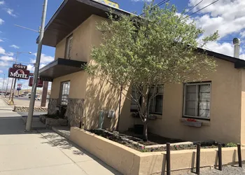 Cody Motel hotel thumbnail 7
