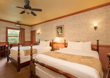 The Blue Heron Inn hotel thumbnail 4