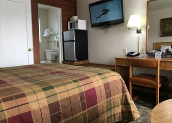 Southsider Motel hotel thumbnail 7