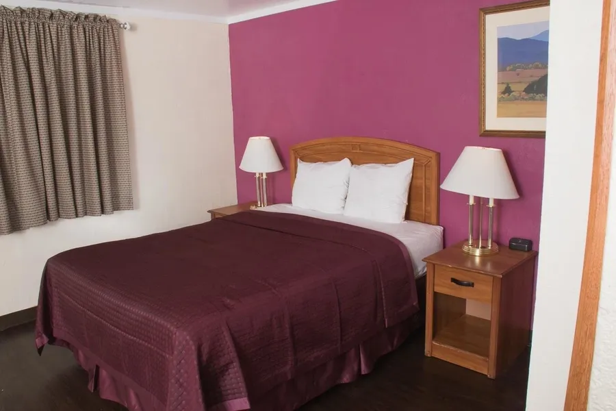 Budget Inn hotel detail image 6