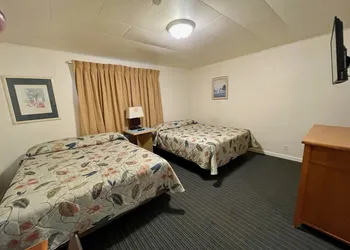 Lakeside Motel hotel thumbnail 6