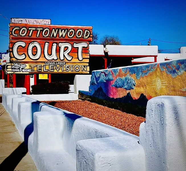 Cottonwood Court Motel hotel detail image 2