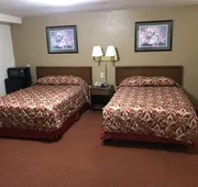 Travelers Inn hotel detail image 7