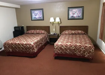 Travelers Inn hotel thumbnail 7