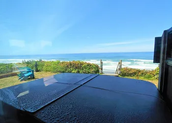Nelscott Manor hotel thumbnail 2