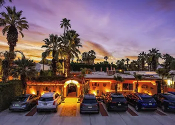 Coyote Inn - 21 and Over - A Town & Desert Boutique Hotel hotel thumbnail 3