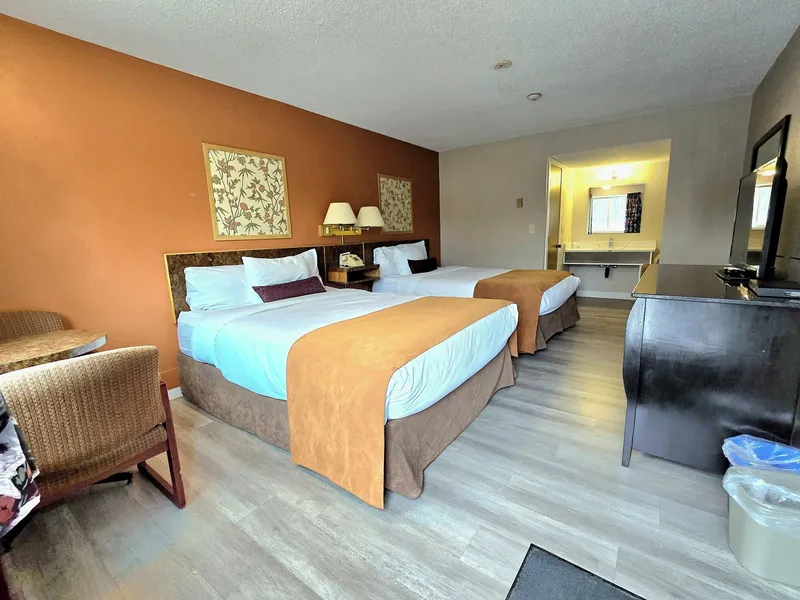 Swiss Village Inn hotel detail image 6