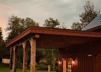 Mountain Meadows Lodge hotel thumbnail 2