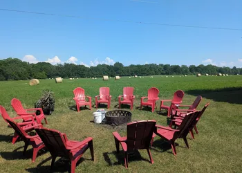 Hop & Vine Inn hotel thumbnail 6