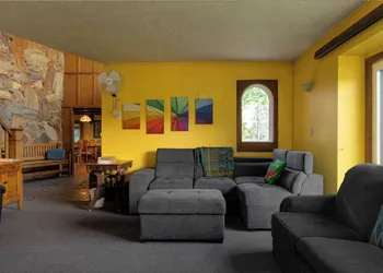 Hop & Vine Inn hotel thumbnail 8