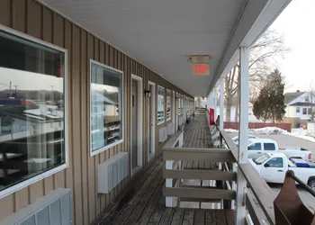 Brown's Motel Aberdeen hotel thumbnail 3