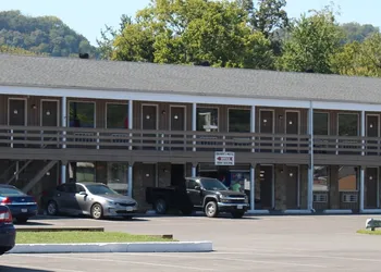 Brown's Motel Aberdeen hotel thumbnail 5