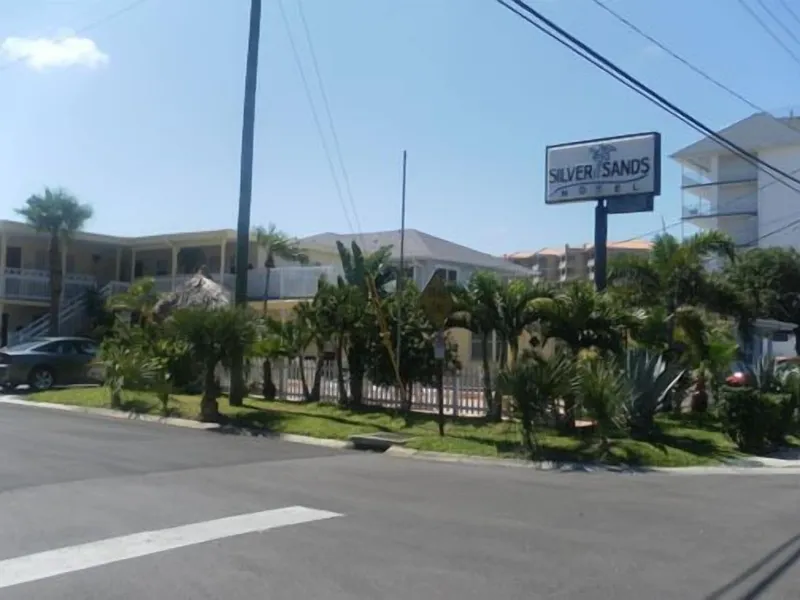 Silver Sands Motel hotel detail image 2