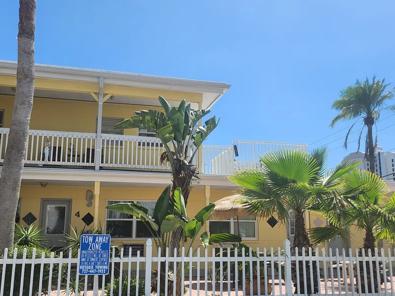 Silver Sands Motel hotel detail image 6
