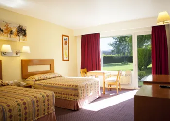 Hotel Paradise Inn hotel thumbnail 6