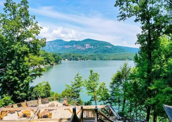 The Lodge on Lake Lure hotel thumbnail 2