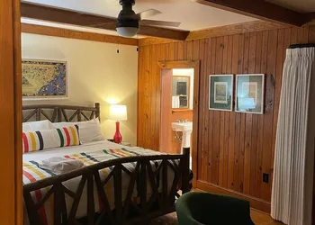 The Lodge on Lake Lure hotel thumbnail 4