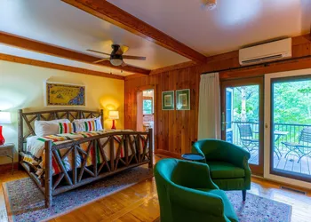 The Lodge on Lake Lure hotel thumbnail 5