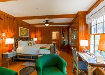 The Lodge on Lake Lure hotel thumbnail 7
