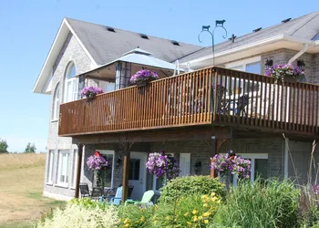 Golden Pathways Retreat B&B hotel thumbnail 5