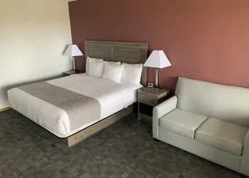 Cherry Hills Golf & Lodge hotel thumbnail 5