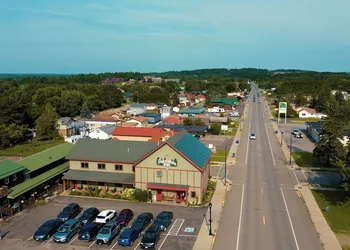Adventure Inn hotel thumbnail 5