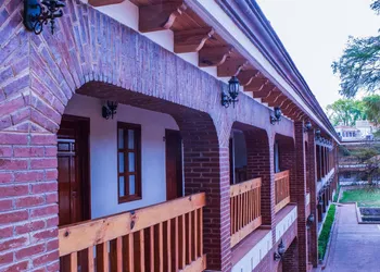 Hotel La Casona hotel thumbnail 2