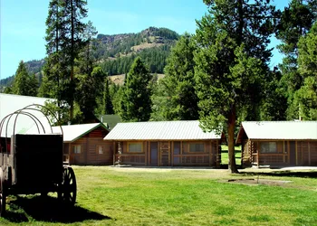 Pahaska Tepee Resort hotel thumbnail 3